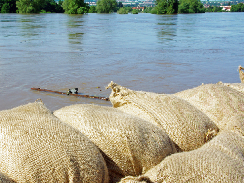 Aufbaukurs Deichverteidigung in Zusammenarbeit mit den Wirtschaftsbetrieben Duisburg AöR
