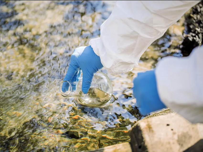 PFAS und Arzneimittel - Spurenstoffe im Wasserkreislauf